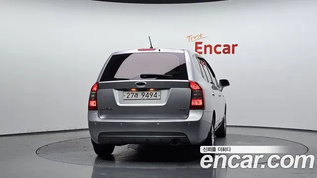 Kia Carens 2011 thumb 4