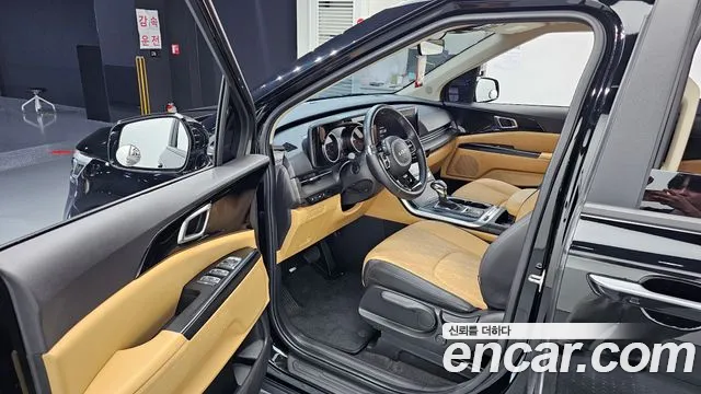 Kia Carnival 2022 thumb 10