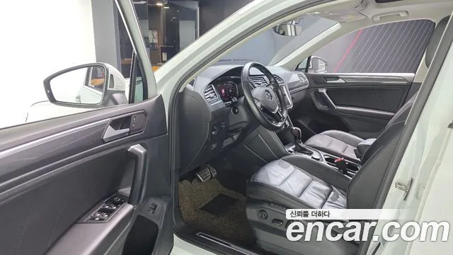 Volkswagen Tiguan 2020 thumb 10
