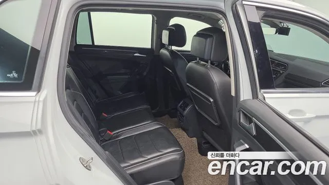 Volkswagen Tiguan 2020 thumb 12