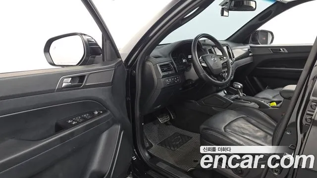 KG_Mobility_Ssangyong Rexton 2023 thumb 10