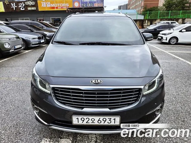 Kia Carnival 2016 thumb 9