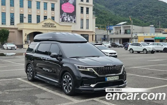 Kia Carnival 2022 thumb 2