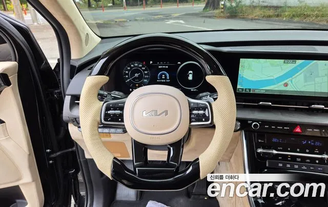 Kia Carnival 2022 thumb 8