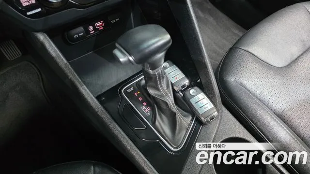Kia Niro 2018 thumb 9