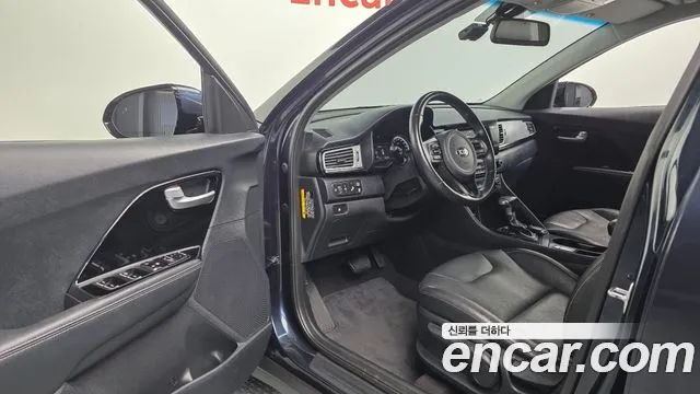 Kia Niro 2018 thumb 10