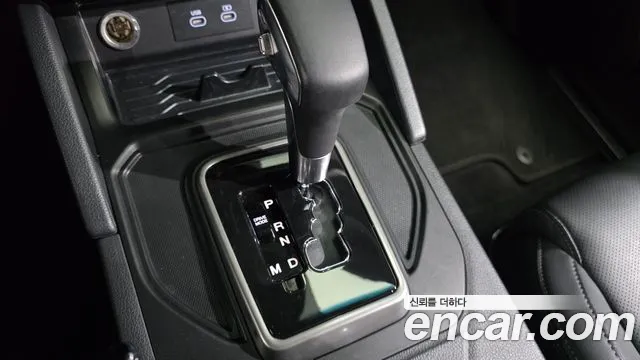 KG_Mobility_Ssangyong Rexton 2023 thumb 9