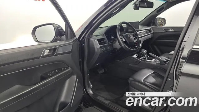 KG_Mobility_Ssangyong Rexton 2023 thumb 10