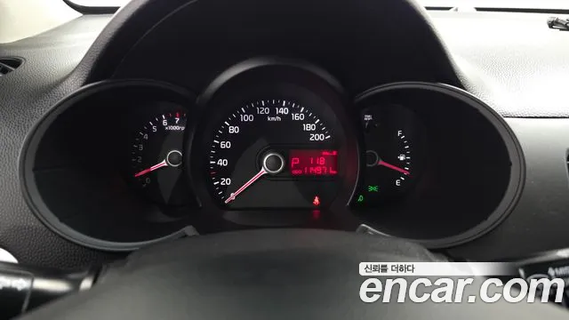 Kia Morning 2014 thumb 8
