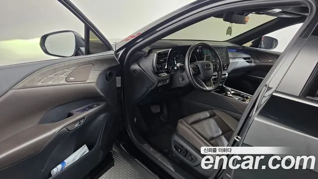 Lexus RX 2024 thumb 10