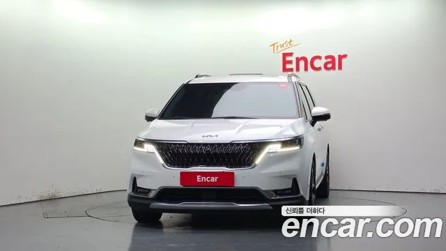 Kia Carnival 2021 thumb 2