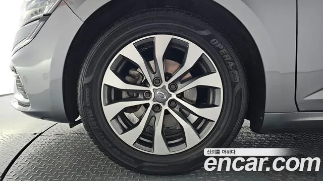 Renault-KoreaSamsung Megane 2020 thumb 4