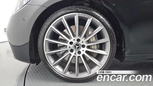 Mercedes-Benz E-Класс 2022 thumb 4