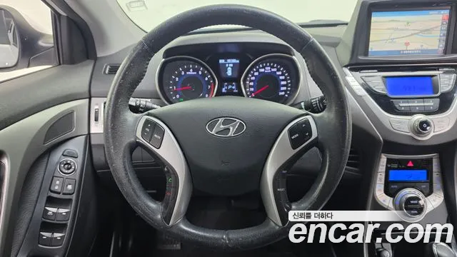 Hyundai Avante 2011 thumb 12