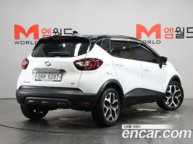 Renault-KoreaSamsung Captur 2018 thumb 3