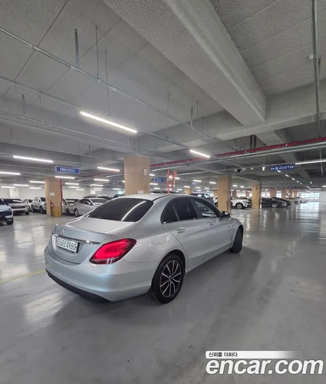 Mercedes-Benz C-Класс 2019 thumb 2