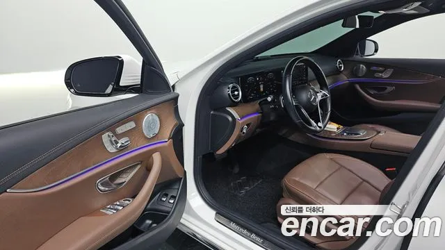 Mercedes-Benz E-Класс 2021 thumb 9
