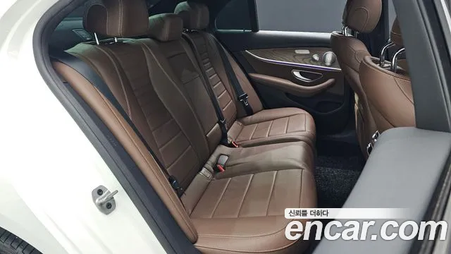 Mercedes-Benz E-Класс 2021 thumb 10