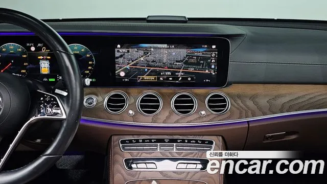 Mercedes-Benz E-Класс 2021 thumb 12