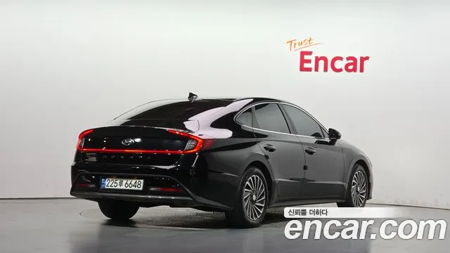 Hyundai Sonata 2023 thumb 2