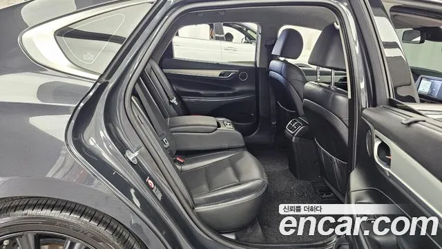 Hyundai Grandeur 2016 thumb 11