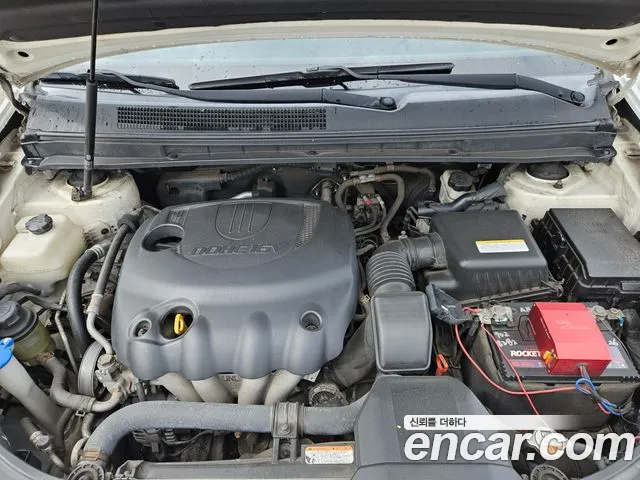 Kia Carens 2011 thumb 6