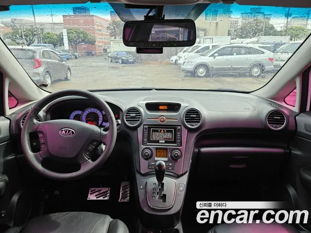 Kia Carens 2011 thumb 7