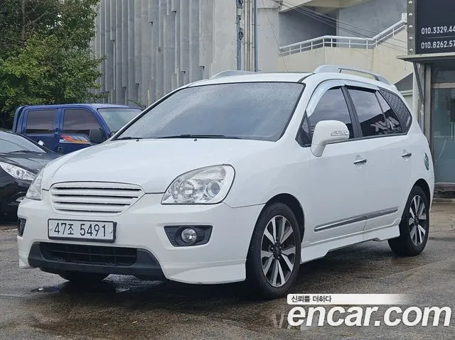Kia Carens 2011 thumb 11