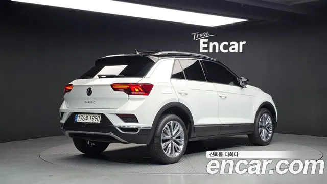 Volkswagen T-Roc 2021 thumb 2