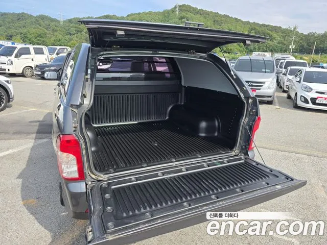 KG_Mobility_Ssangyong KORANDO 2015 thumb 8