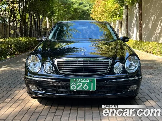 Mercedes-Benz E-Класс 2004 thumb 3