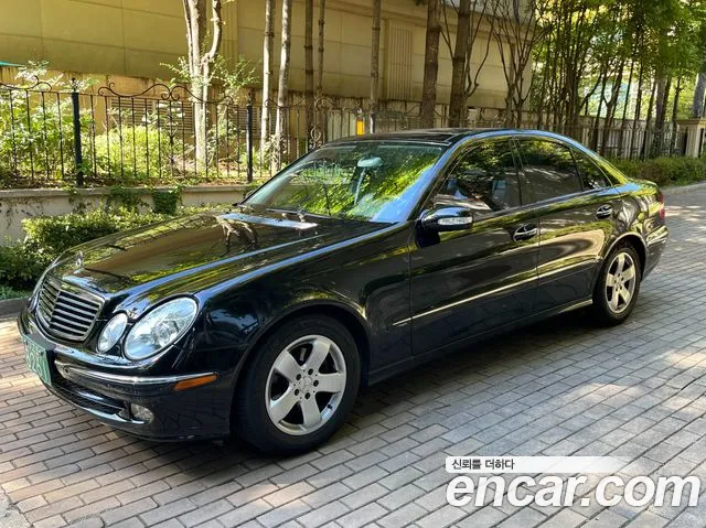 Mercedes-Benz E-Класс 2004 thumb 4