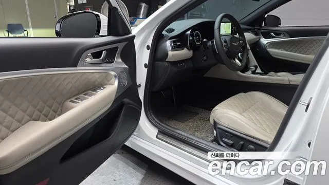 Genesis G70 2021 thumb 10
