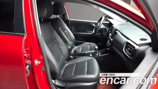 Kia Stonic 2017 thumb 11