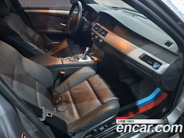 BMW 5-Series 2008 thumb 6