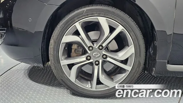Renault-KoreaSamsung Latitude 2013 thumb 5
