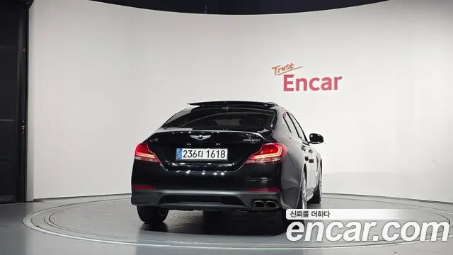 Genesis G70 2020 thumb 4