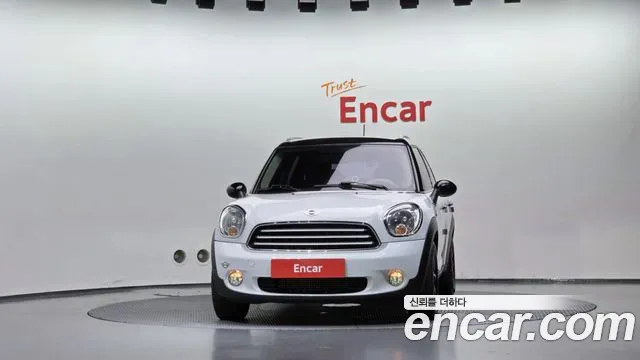 MINI Countryman 2013 thumb 3