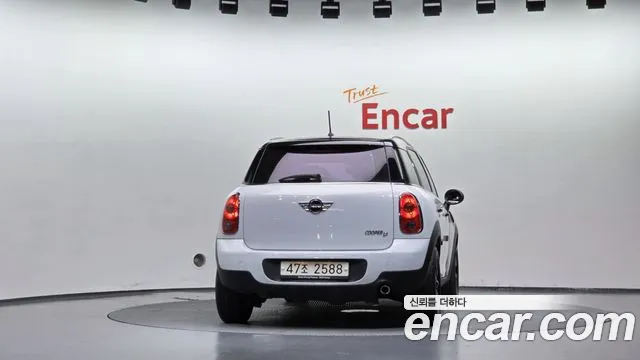 MINI Countryman 2013 thumb 4