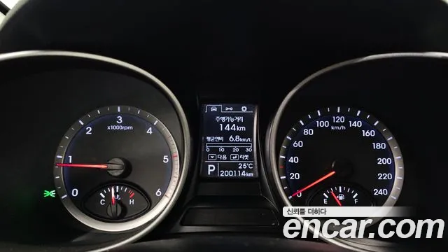 Hyundai Santa Fe 2013 thumb 8