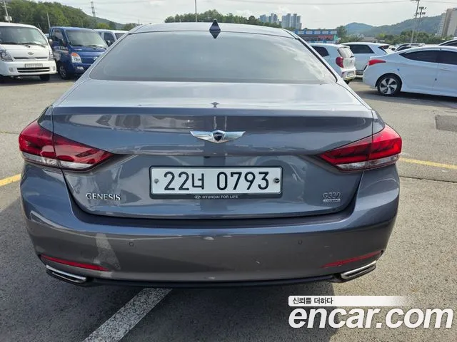 Hyundai Genesis 2015 thumb 4