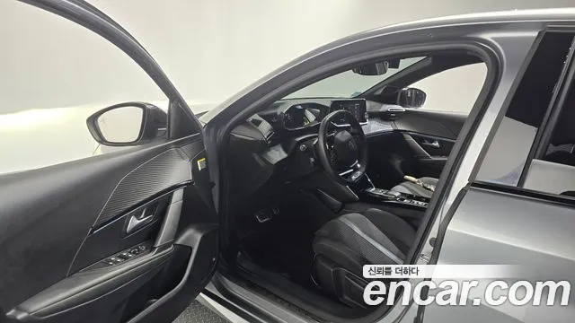 Peugeot 208 2022 thumb 9