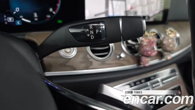Mercedes-Benz E-Класс 2021 thumb 9