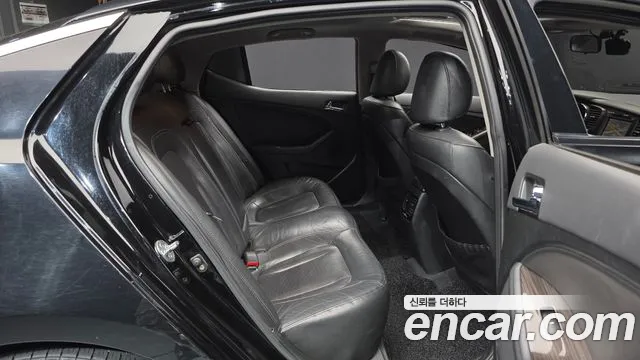 Kia K5 2010 thumb 12