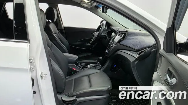 Hyundai Santa Fe 2018 thumb 12
