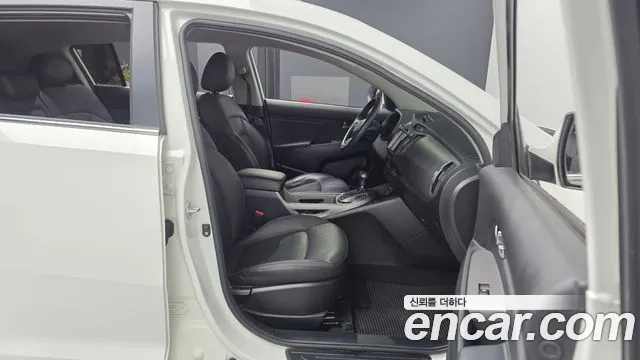 Kia Sportage 2014 thumb 11