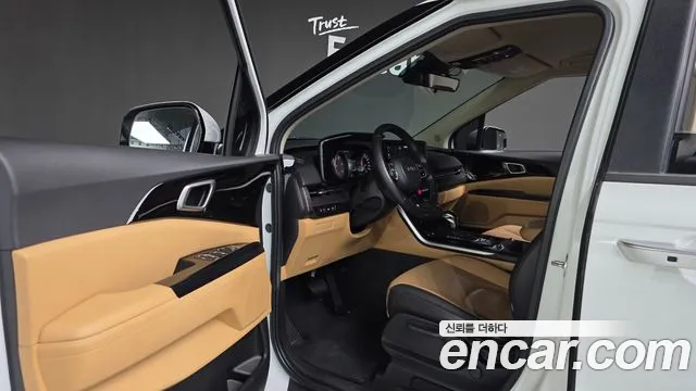 Kia Carnival 2022 thumb 10