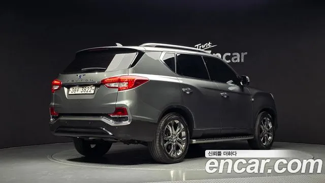 KG_Mobility_Ssangyong Rexton 2018 thumb 2