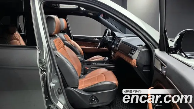 KG_Mobility_Ssangyong Rexton 2018 thumb 10