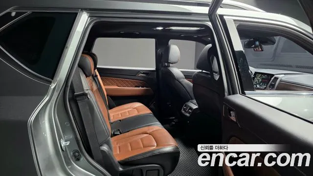 KG_Mobility_Ssangyong Rexton 2018 thumb 11